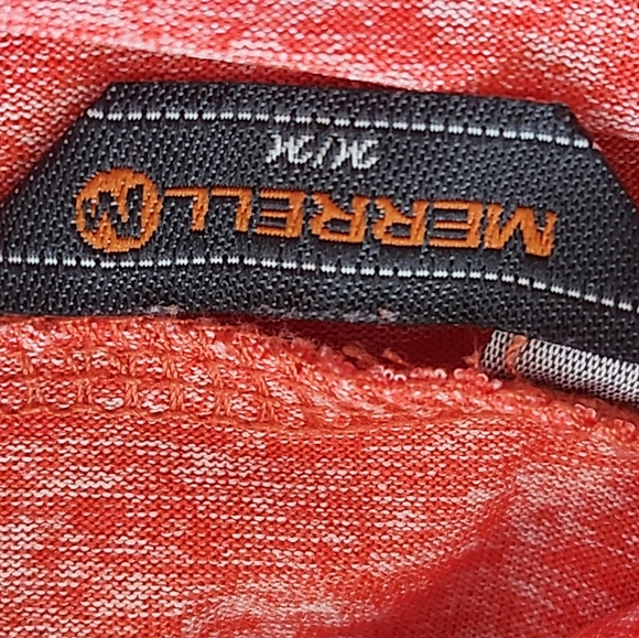 Merrell Size Medium Cozy Red Cowl Neck Sweater With Hood - Picture 6 of 7